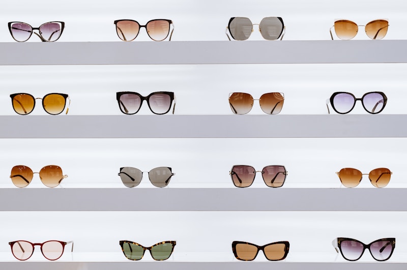 Cat-eye designer frames